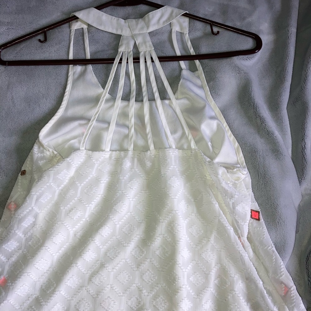 Tank Top - Picture 2 of 4